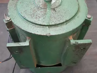 Elmotor