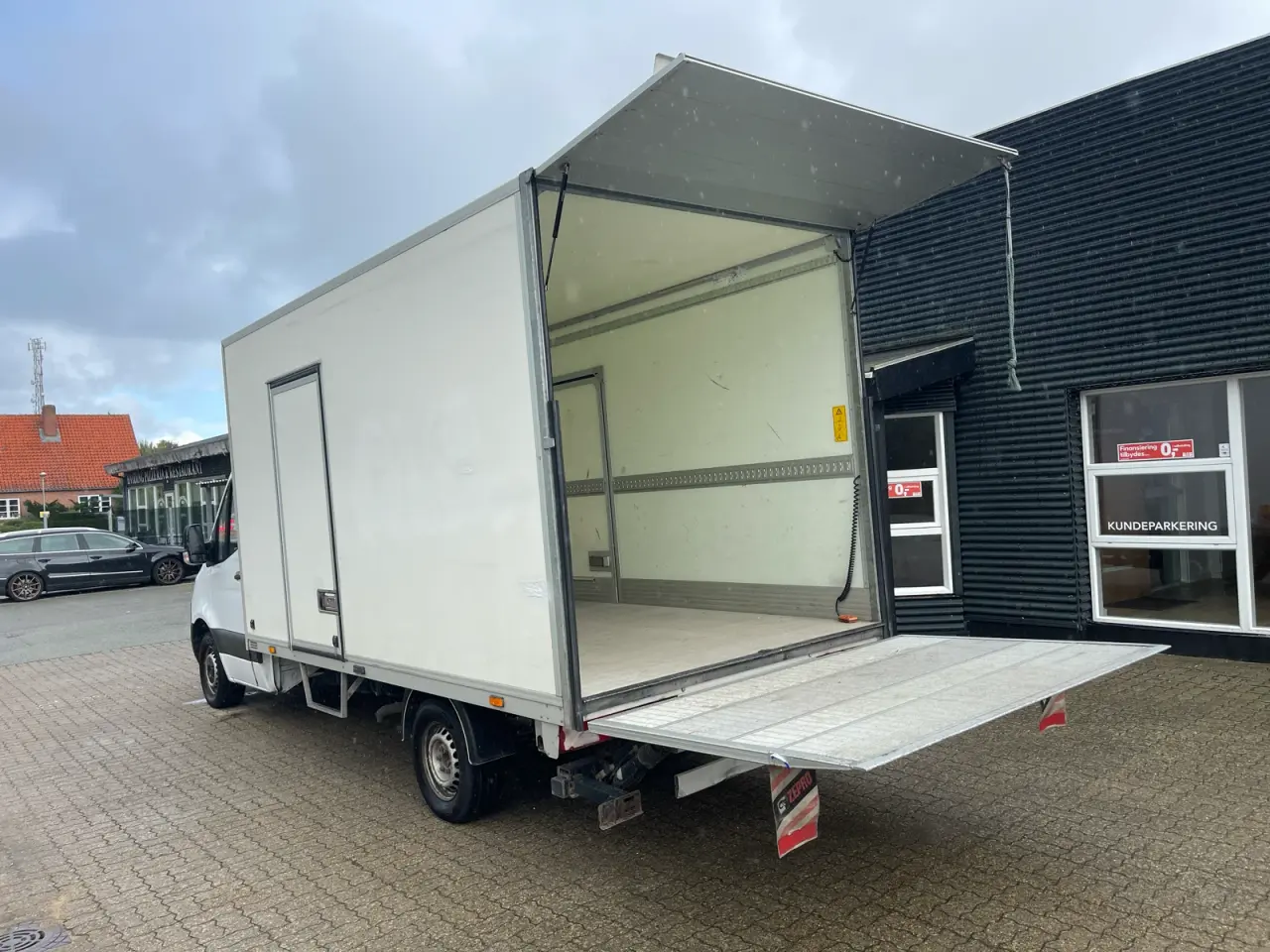 Billede 10 - Mercedes sprinter 2.2diesel alukasse med lift