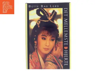 Det Mellemste Hjerte af Bette Bao Lord (Bog)