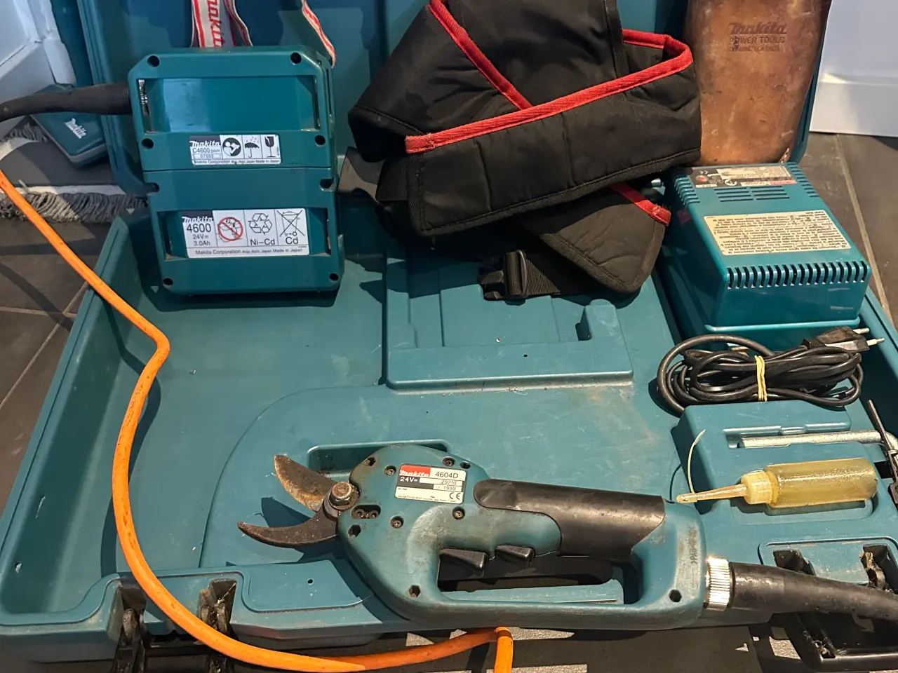 Billede 1 - Makita Akku Grensaks 4604D