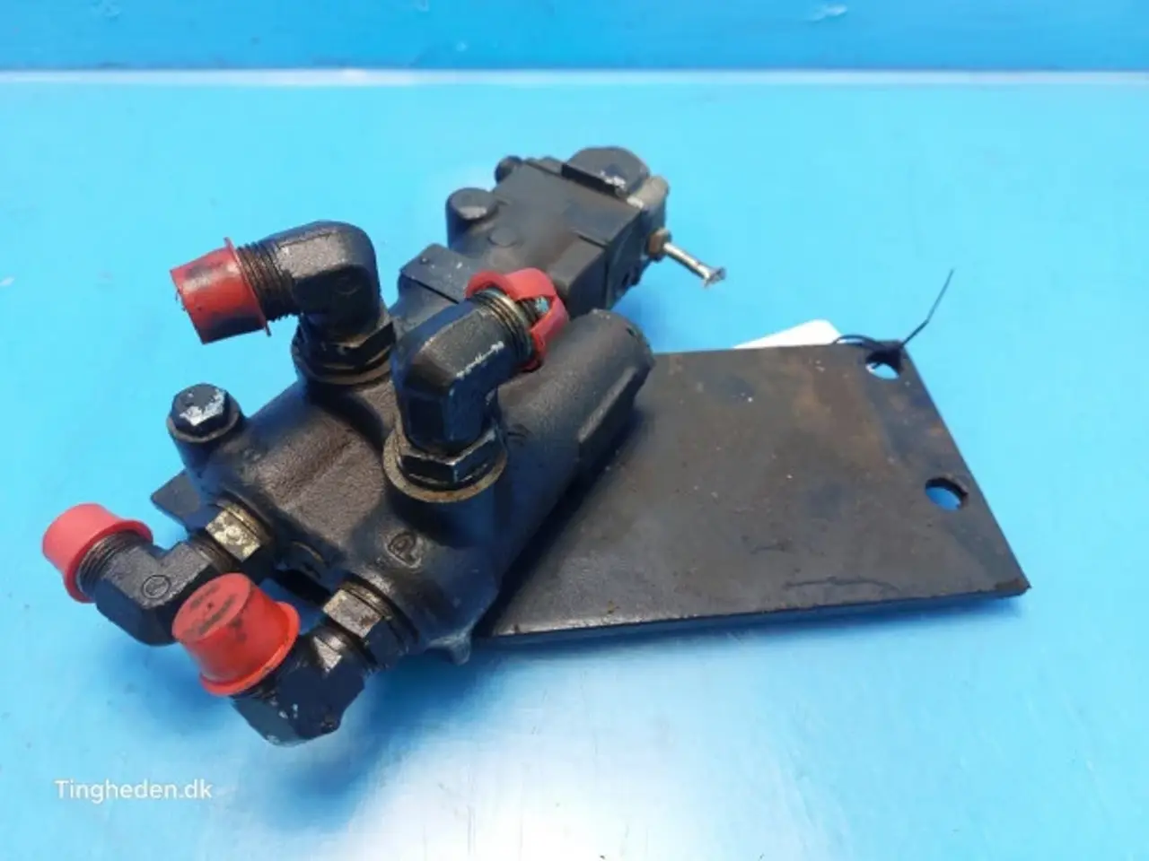 Billede 2 - Valmet 8050 Hydraulikventil 0 538 003 337