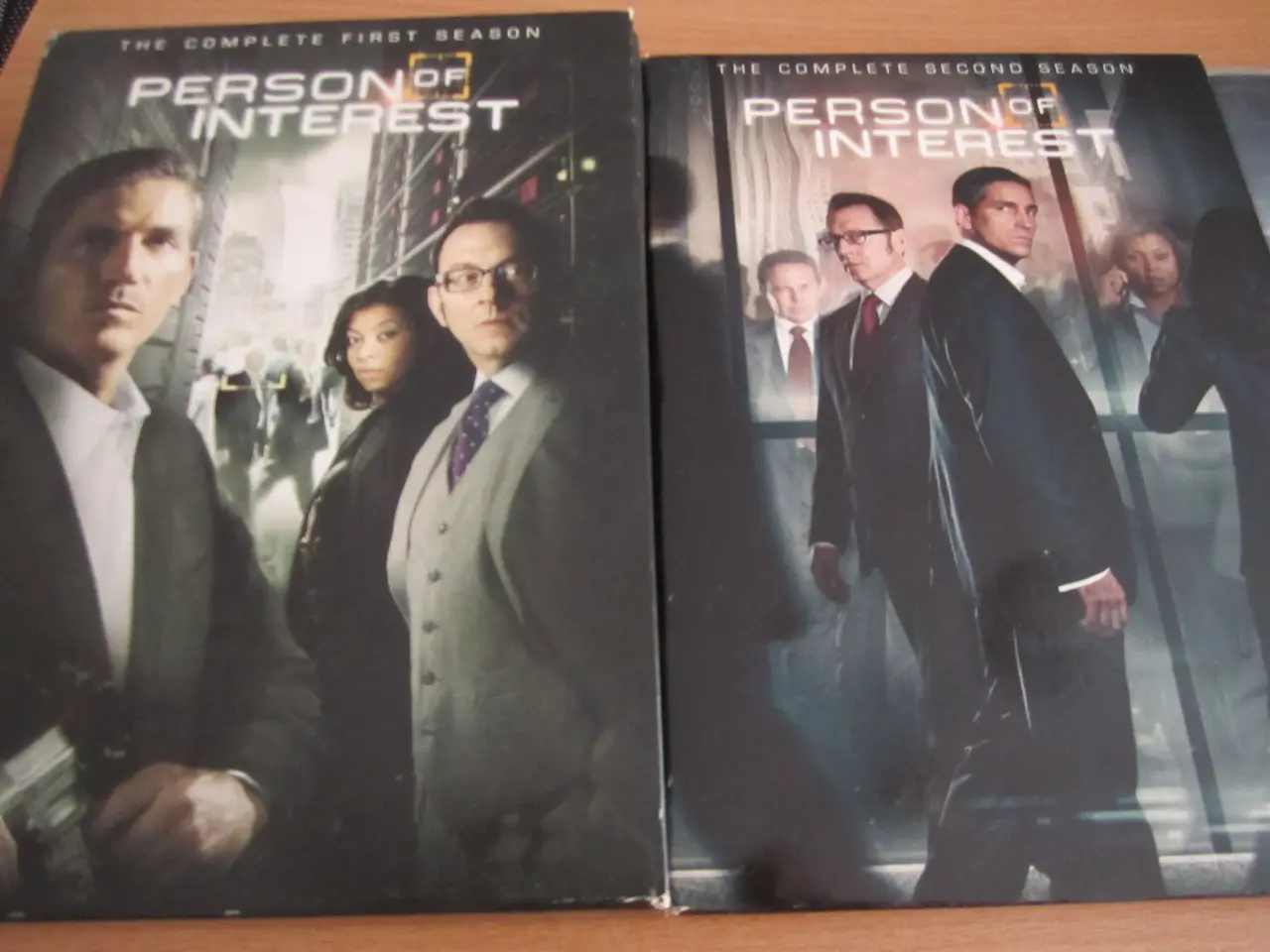 Billede 1 - BYD. PERSON of Interest. Boks. 1-3.