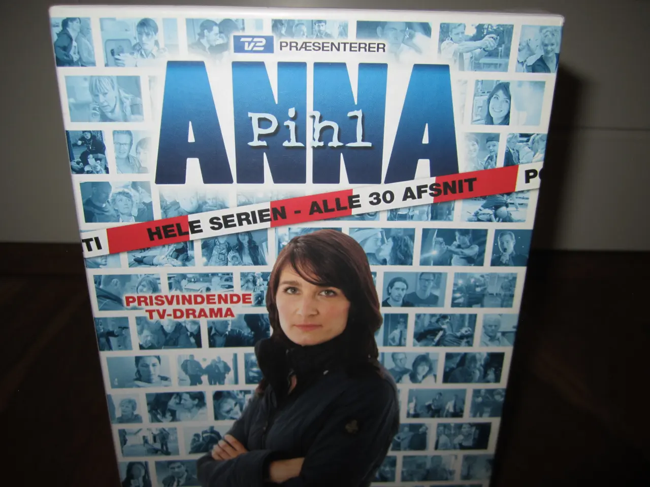 Billede 2 - ANNA PIHL. HELE SERIEN. Boks.