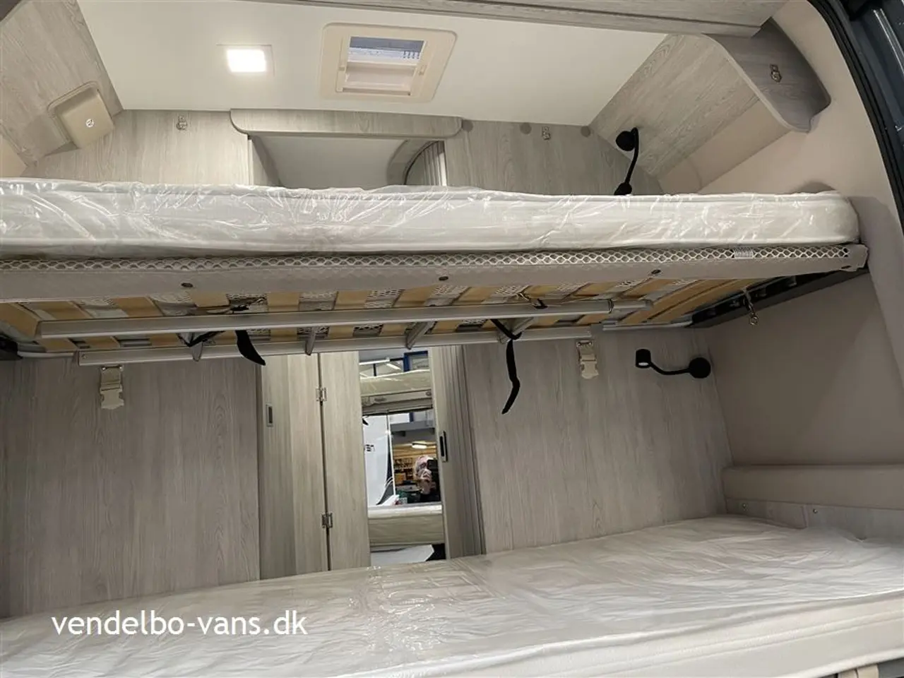 Billede 22 - 2026 - Rollerteam Livingstone Sport 7 Active Van 5,99 m med 5. S. sele og sove pladser