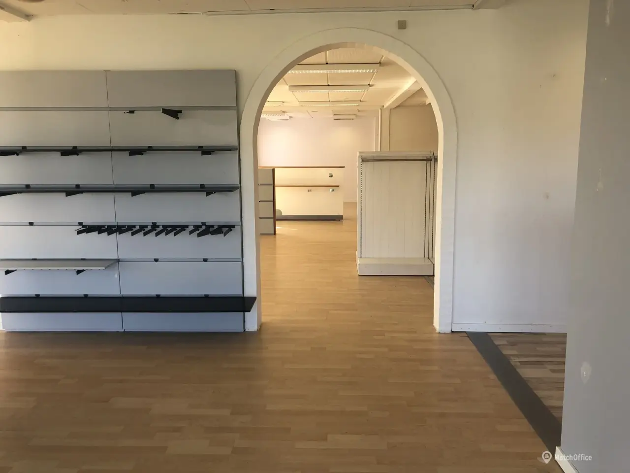 Billede 8 - Synligt erhvervslejemål på 250 m2 i Struer - Ideelt til butik.. showroom eller lager