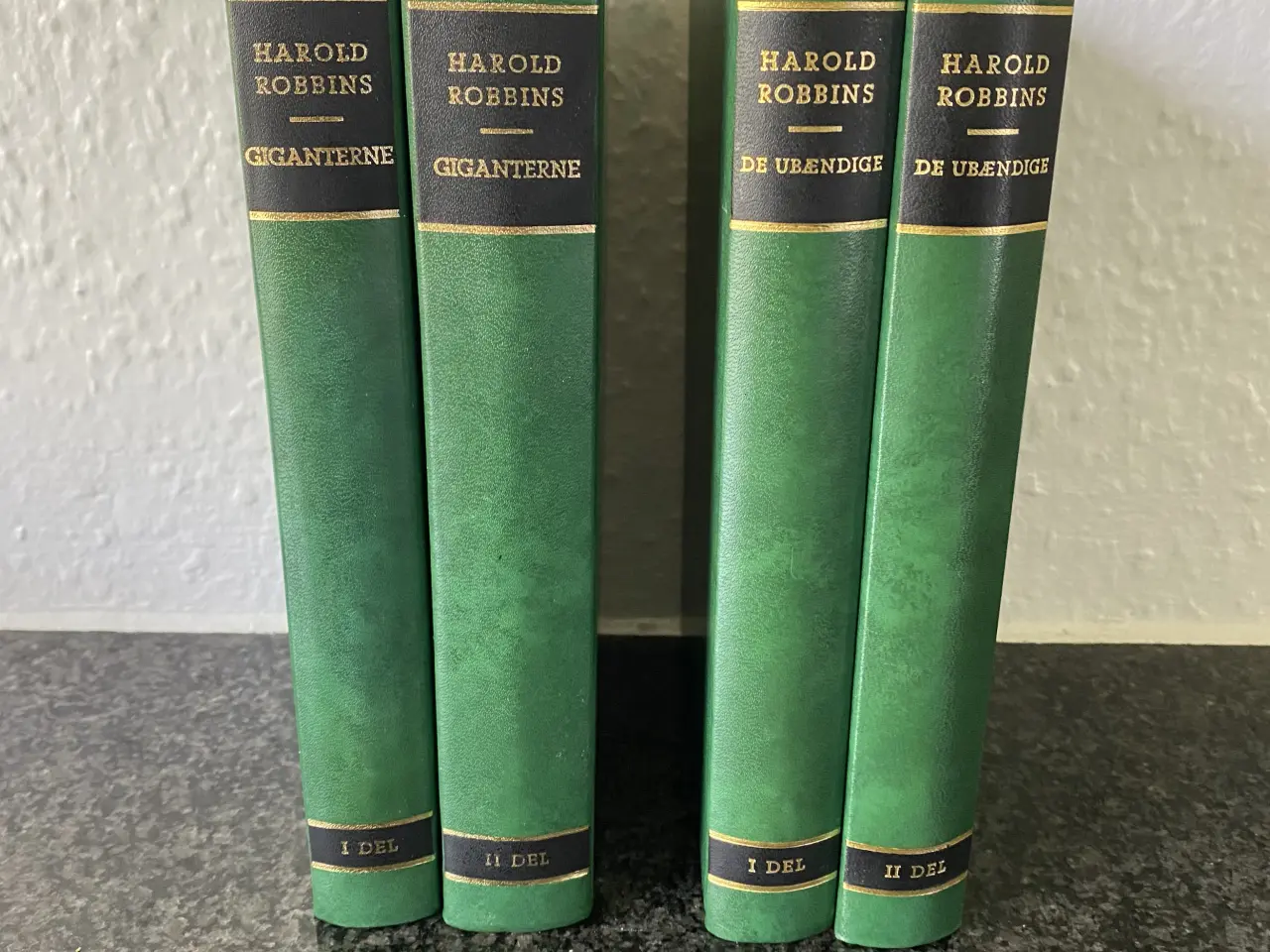 Billede 1 - Harold Robbins bøger
