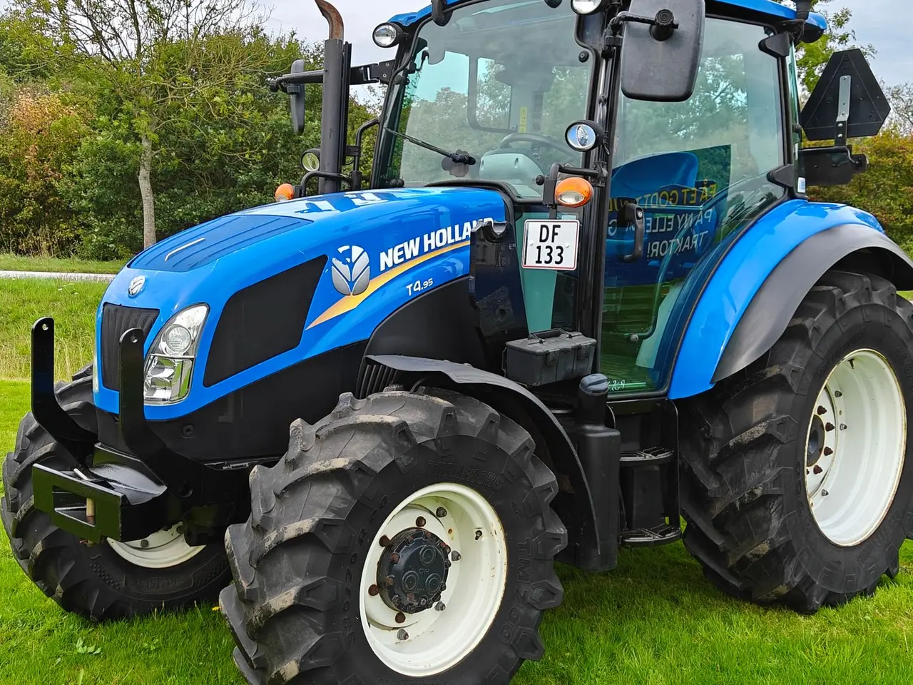 Billede 3 - New Holland T4.95 Med frontlæsser