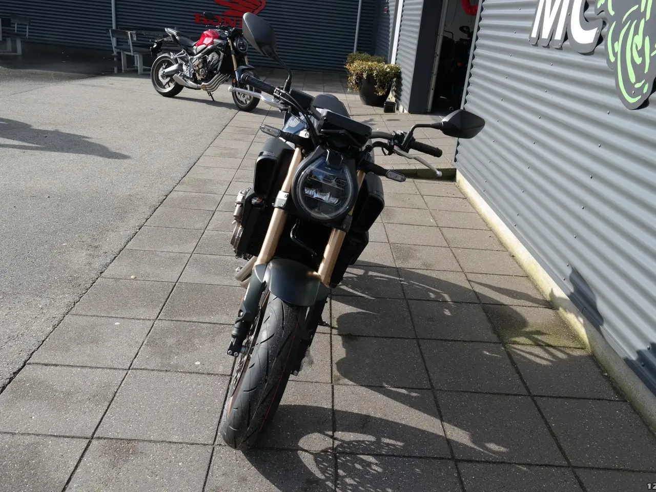 Billede 14 - Honda CB 650 R E-Clutch MC-SYD BYTTER GERNE