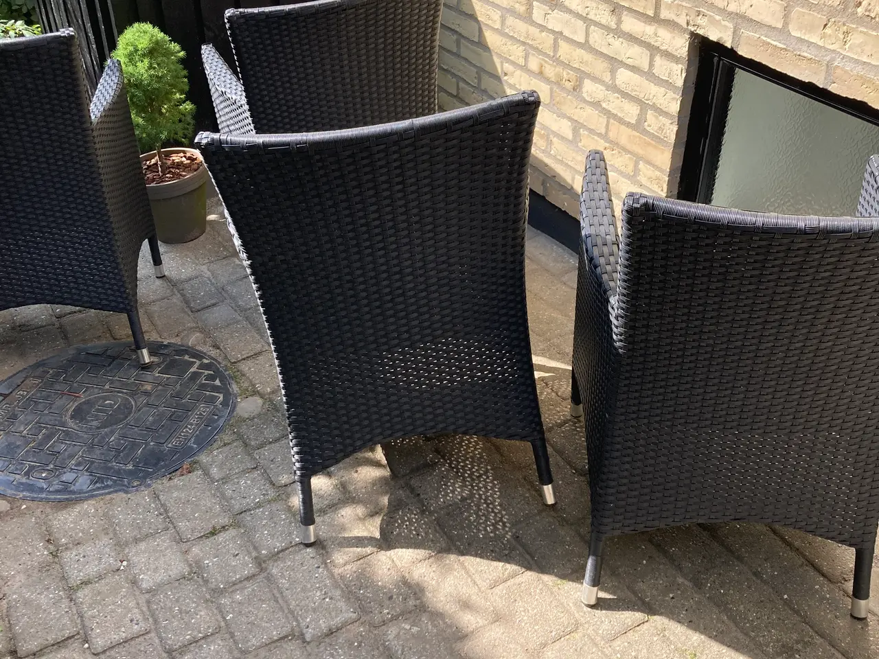 Billede 3 - Pæne og velholdte stole i polyrattan
