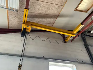 Traverskran med el. kædetalje 1000 kg.