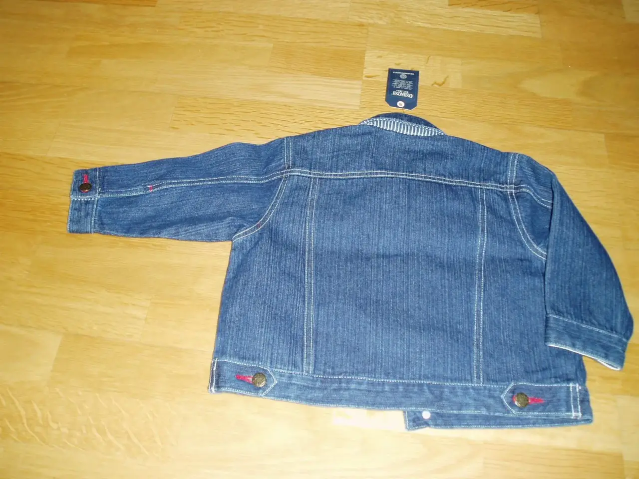 Billede 2 - Ny Oshkosh cowboyjakke str. 2Y/92