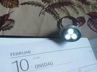 Diodelys i en nøglering