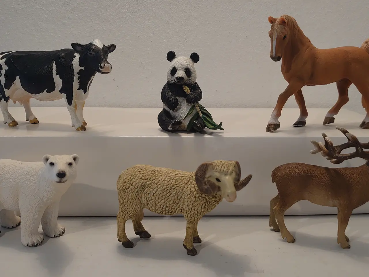 Billede 1 - 6 stk store Schleich dyr. Kun samlet.