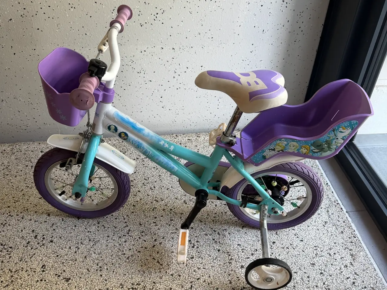Billede 2 - 12 Frozen pige cykel med støttehjul