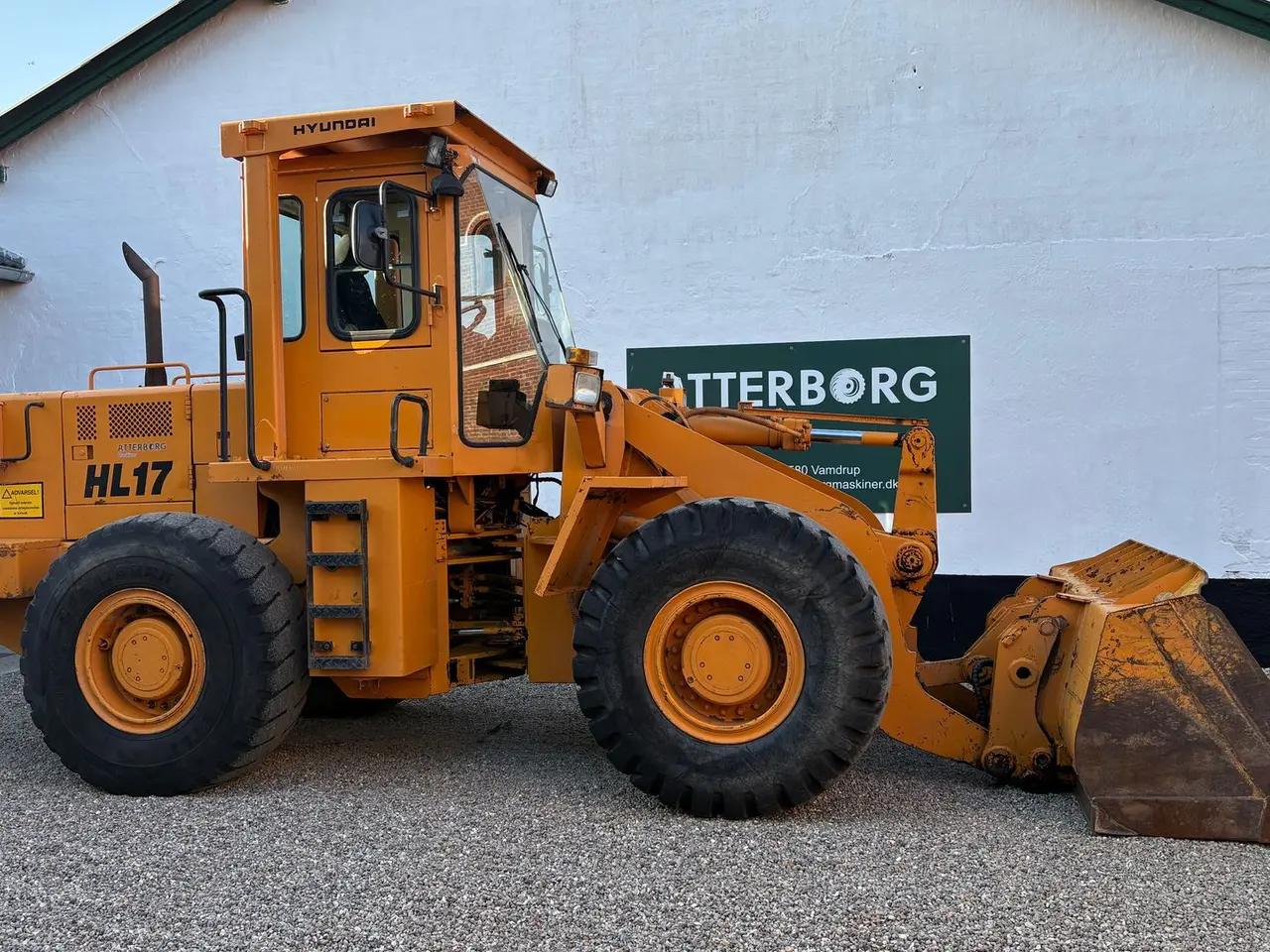 Billede 1 - Hyundai HL17 Gummiged