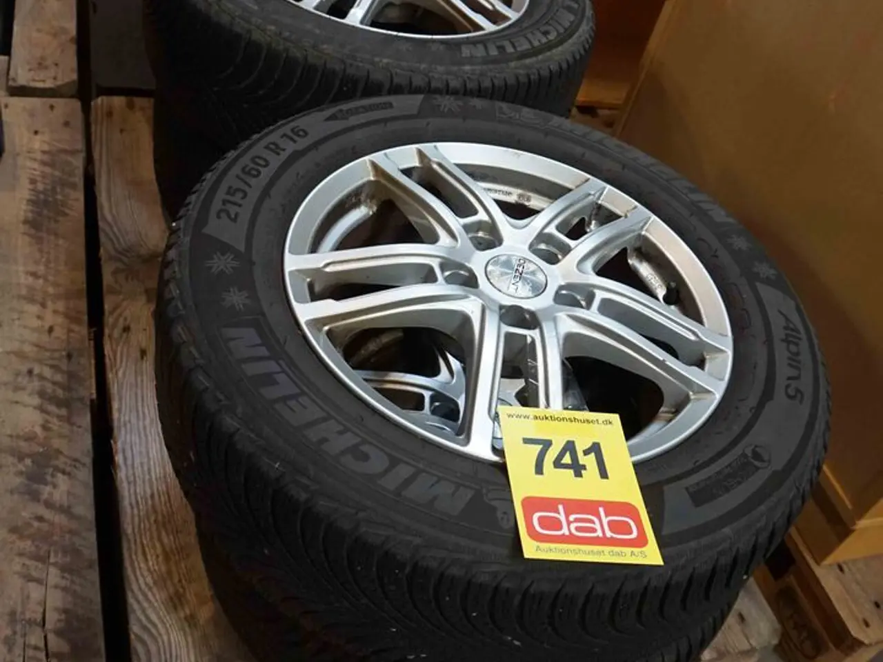 Billede 1 - 4 stk Alufælge med vinterdæk til VW Passat (MOMSFRI)