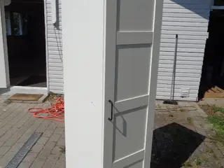 Garderobeskab