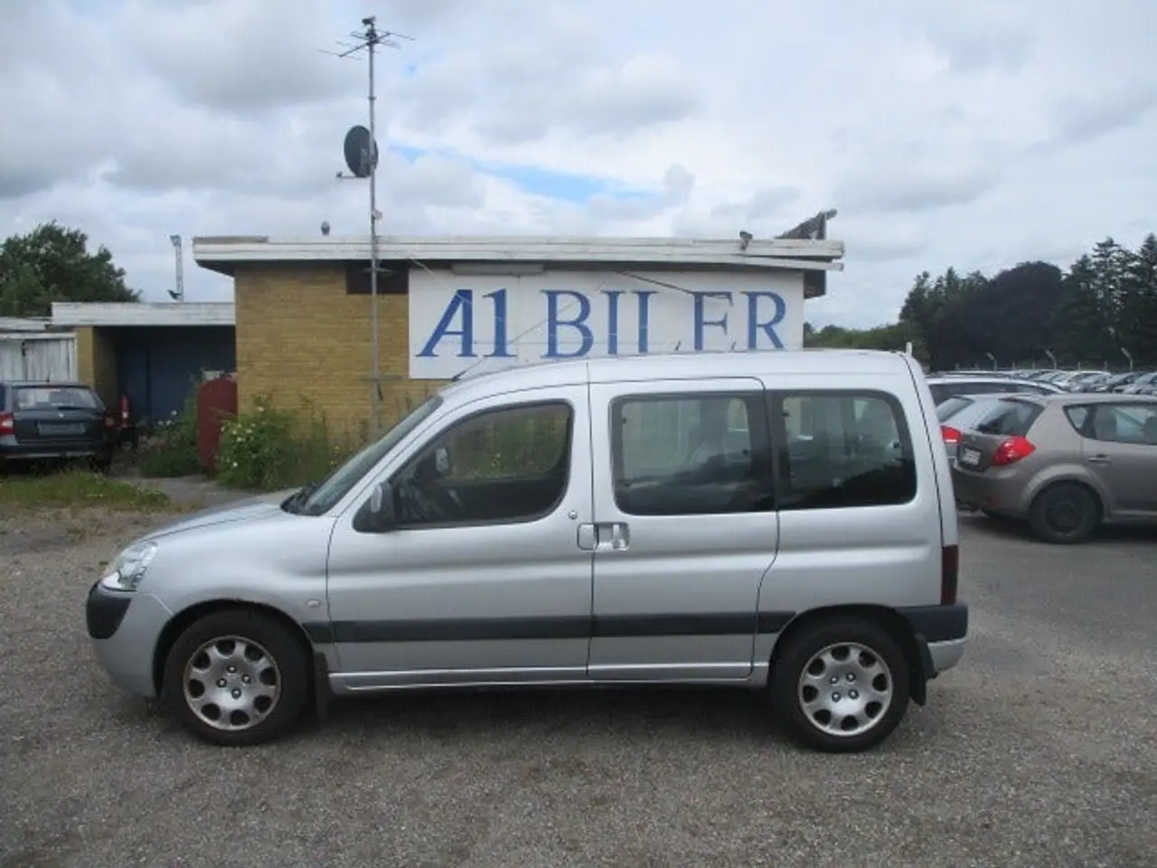 Billede 1 - Peugeot Partner 1,6 Combi XT 6prs