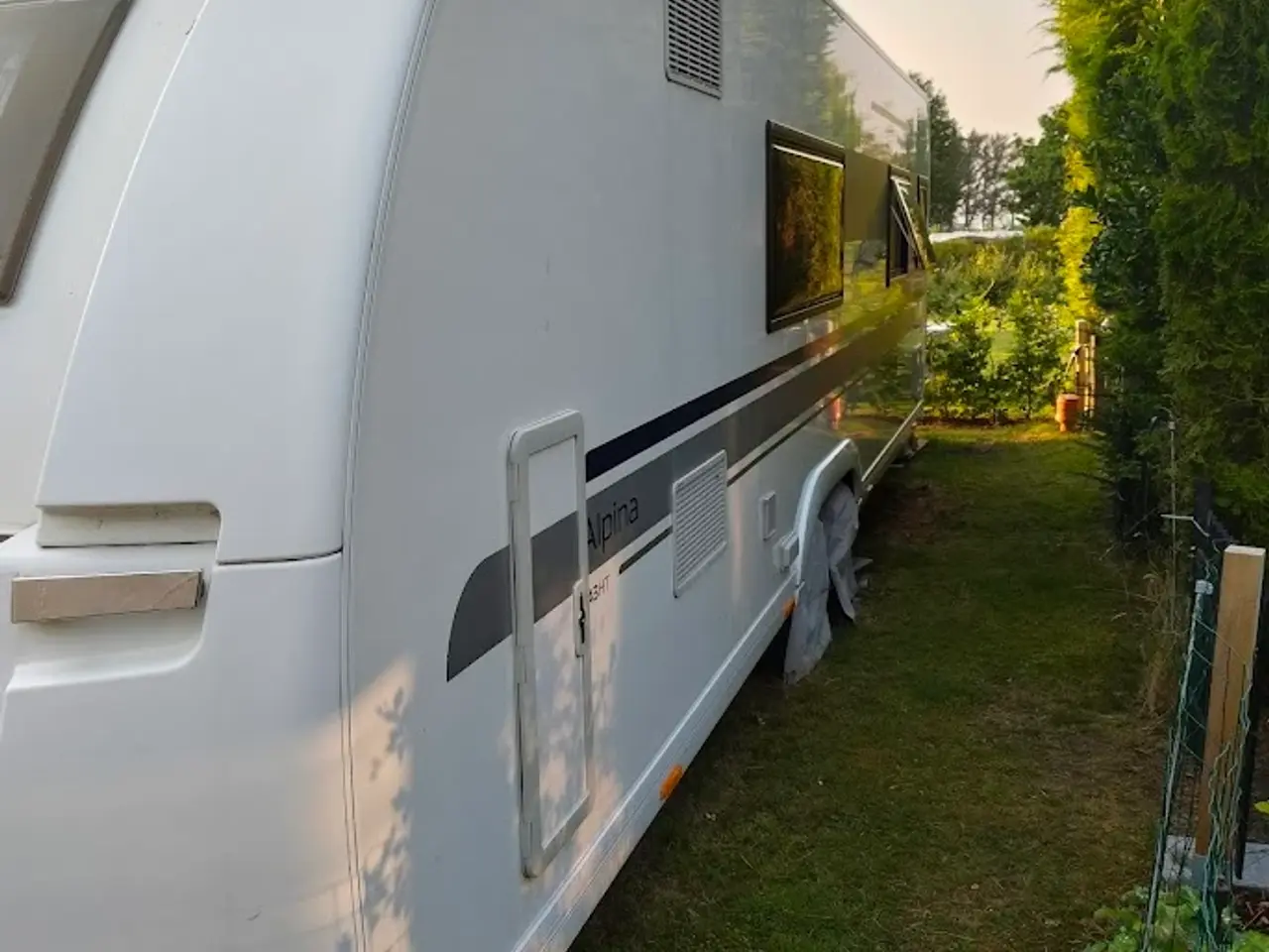 Billede 5 - Adria Alpina 743 HT  Fastliggervogn