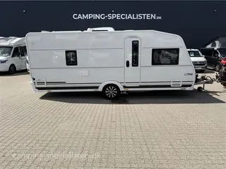 2020 - Polar Customized 560 CTH VK   Rigtig pæn og yderst velholdt luksusvogn fra Svenske Polar - Customized 560 CTH VK fra 2020 - Kan nu opleves hos Camping-Specialisten i Silkeborg
