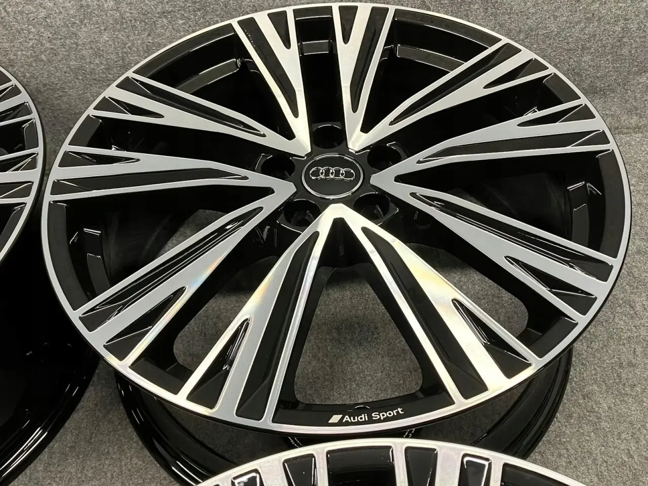 Billede 3 - ALUFÆLGE AUDI A6 C8 4K0 20"