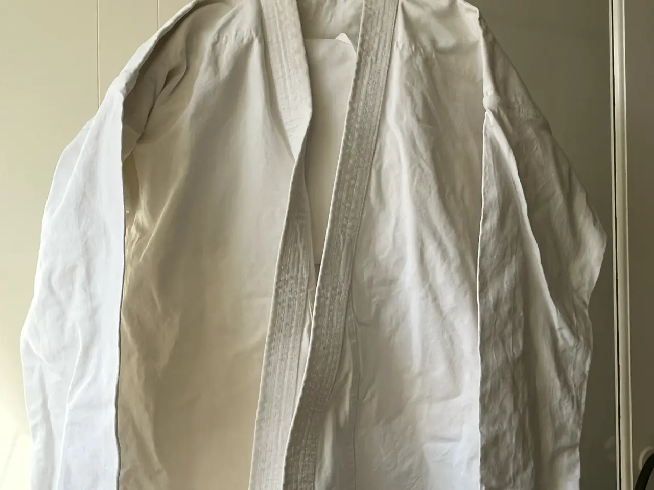 Billede 1 - Gl. Karateuniform