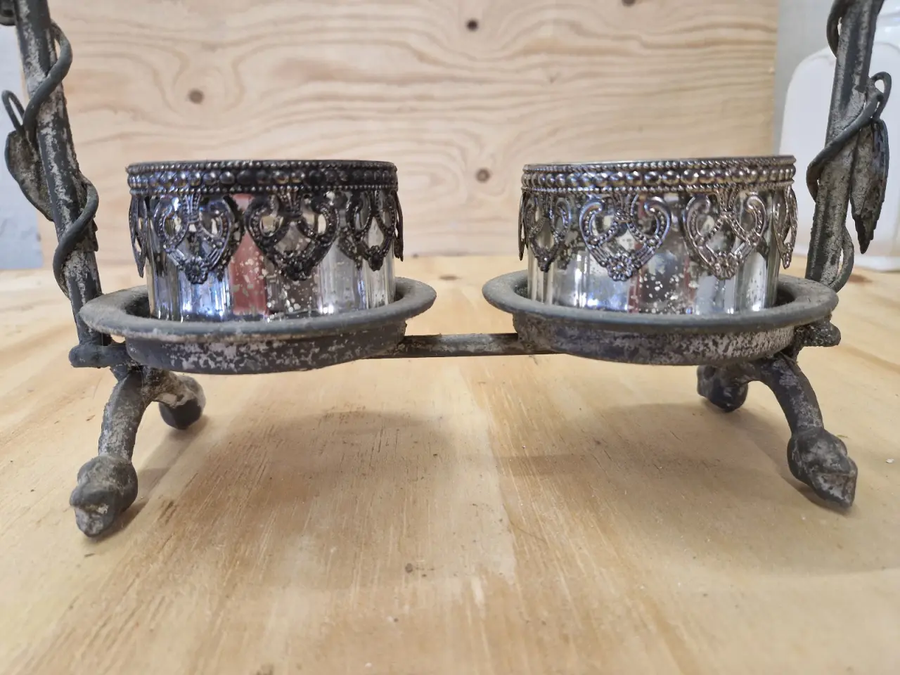 Billede 4 - Vintage smedejernslysestage med 2 glasholdere 