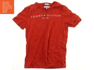 Rød T-Shirt fra Tommy Hilfiger (str. 152)