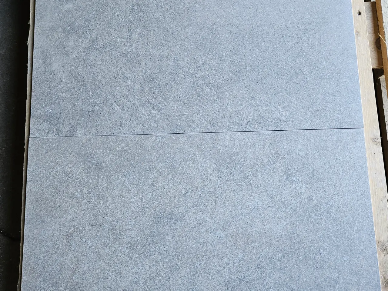 Billede 1 - Gulv- og vægklinke grå 30x60 cm