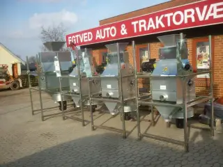 - - - Vedersø kornrenser T40 40 ton i timen