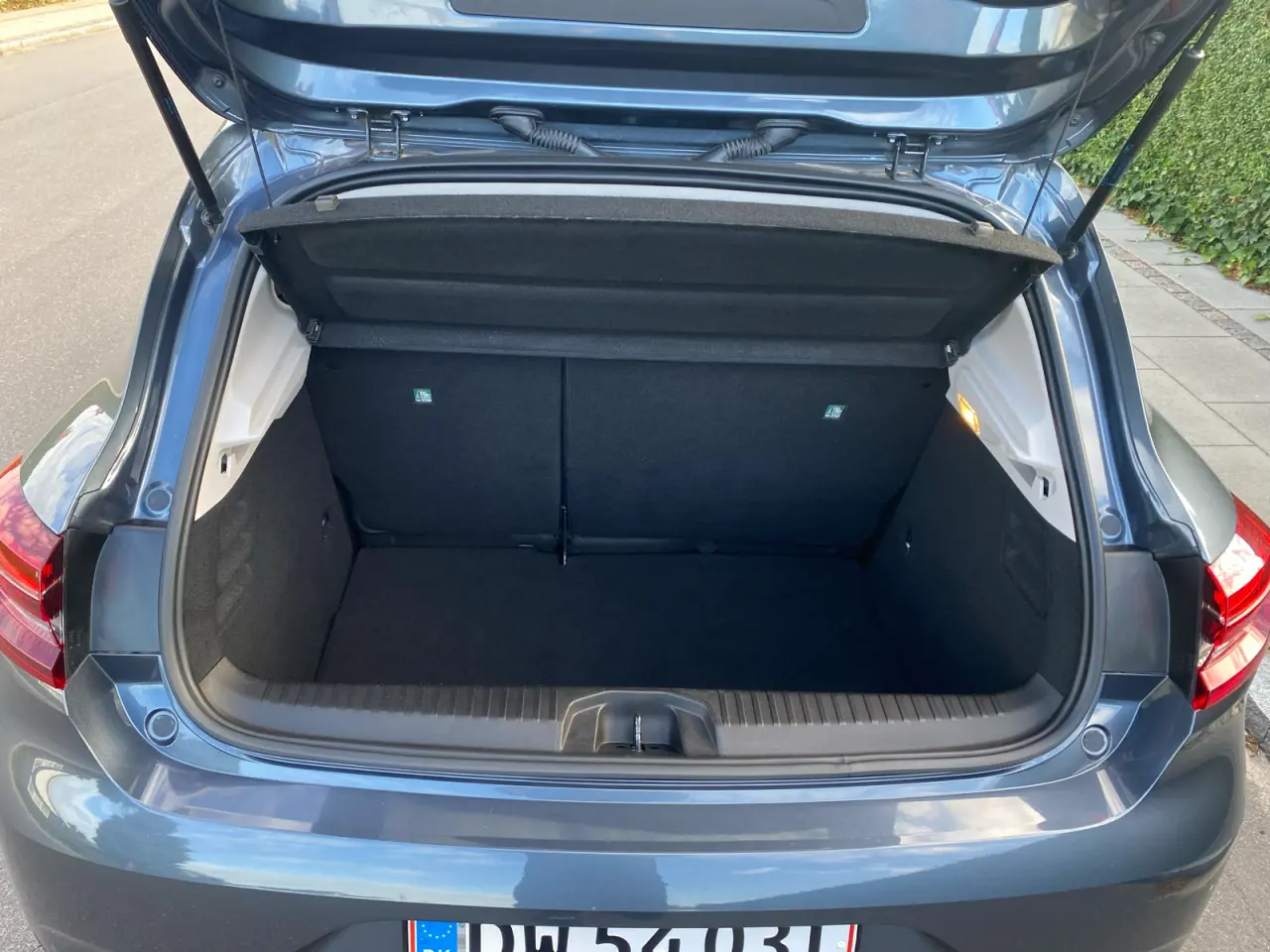 Billede 10 - Velholdt Renault Clio
