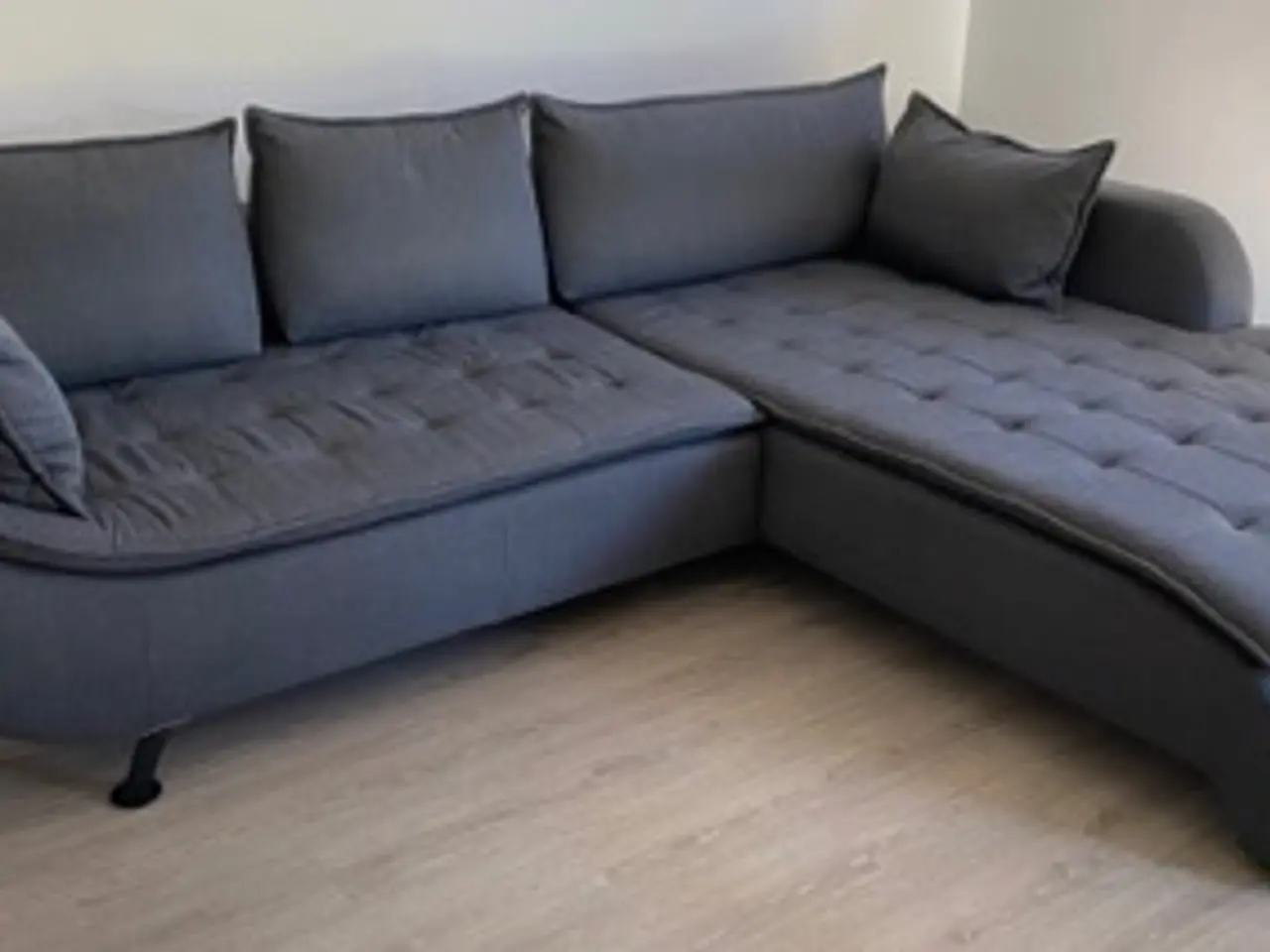 Billede 1 - Sofa med ekstra stor chaiselong/hjørnesofa