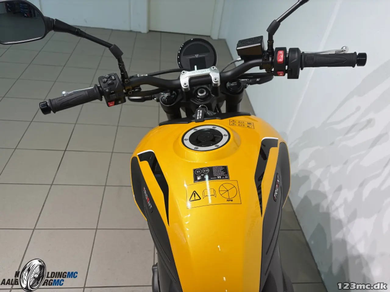 Billede 6 - Triumph Trident 660 Cosmic Yellow