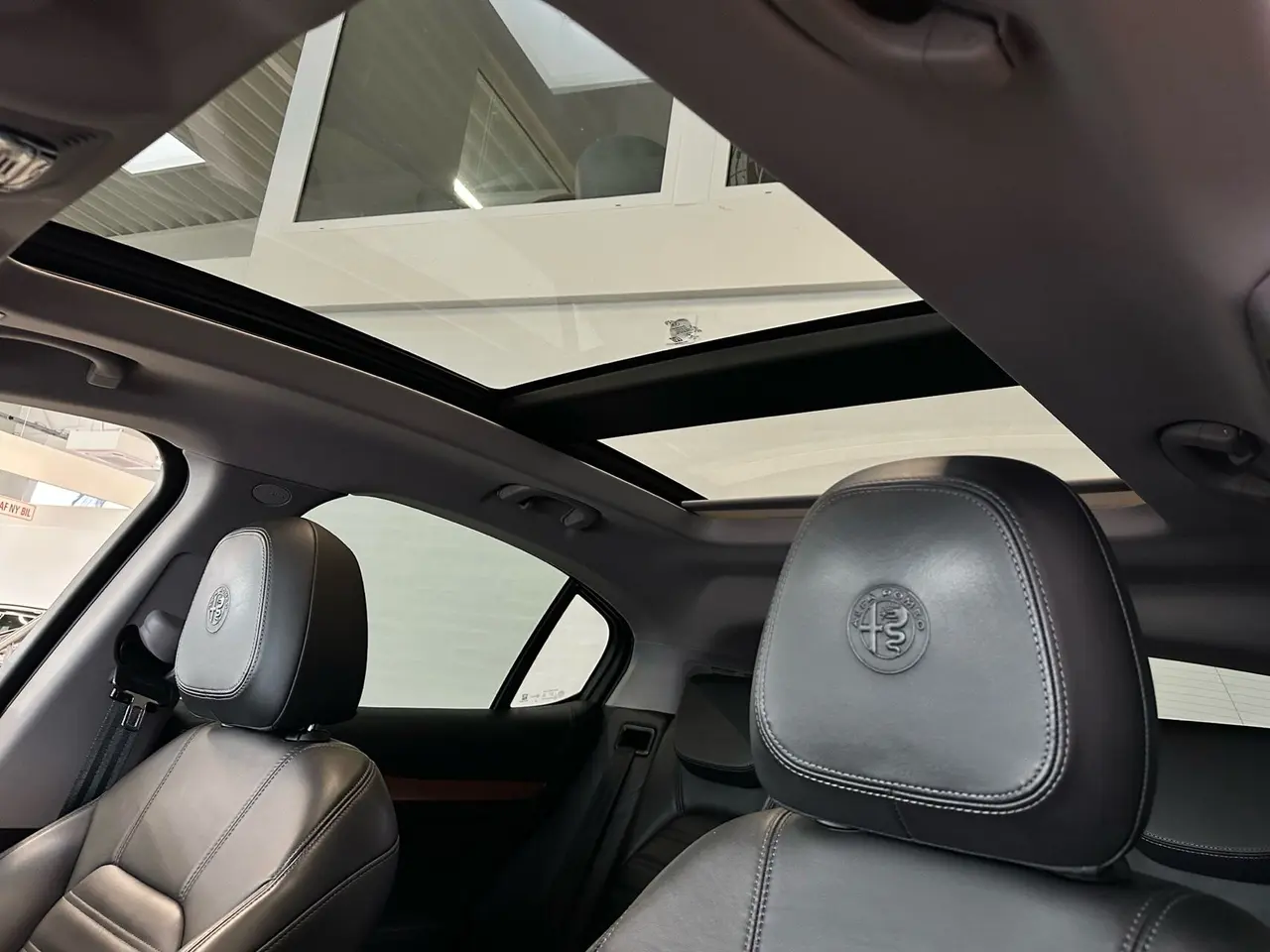 Billede 5 - Alfa Romeo Stelvio 2,0 TB Veloce Q4 280HK 5d 8g Aut.