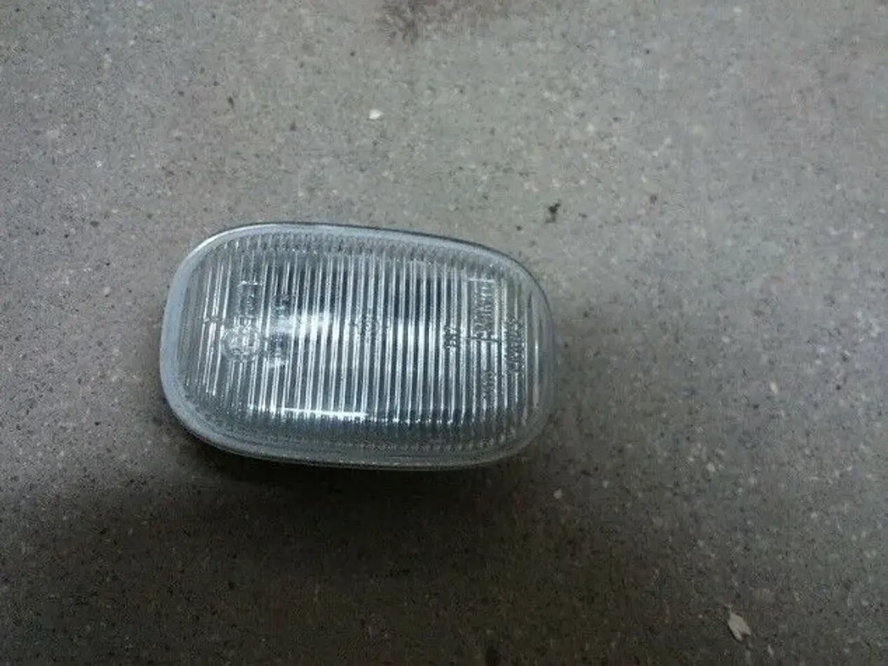 Billede 1 - Original blinklygte, Toyota, klart glas.