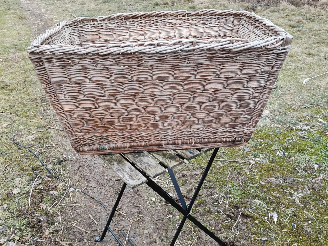 Billede 1 - Stor gammel flet kurv