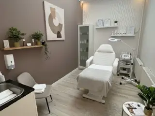 12 m2 privatklinikrum + 85 m2 fælles attraktive faciliteter