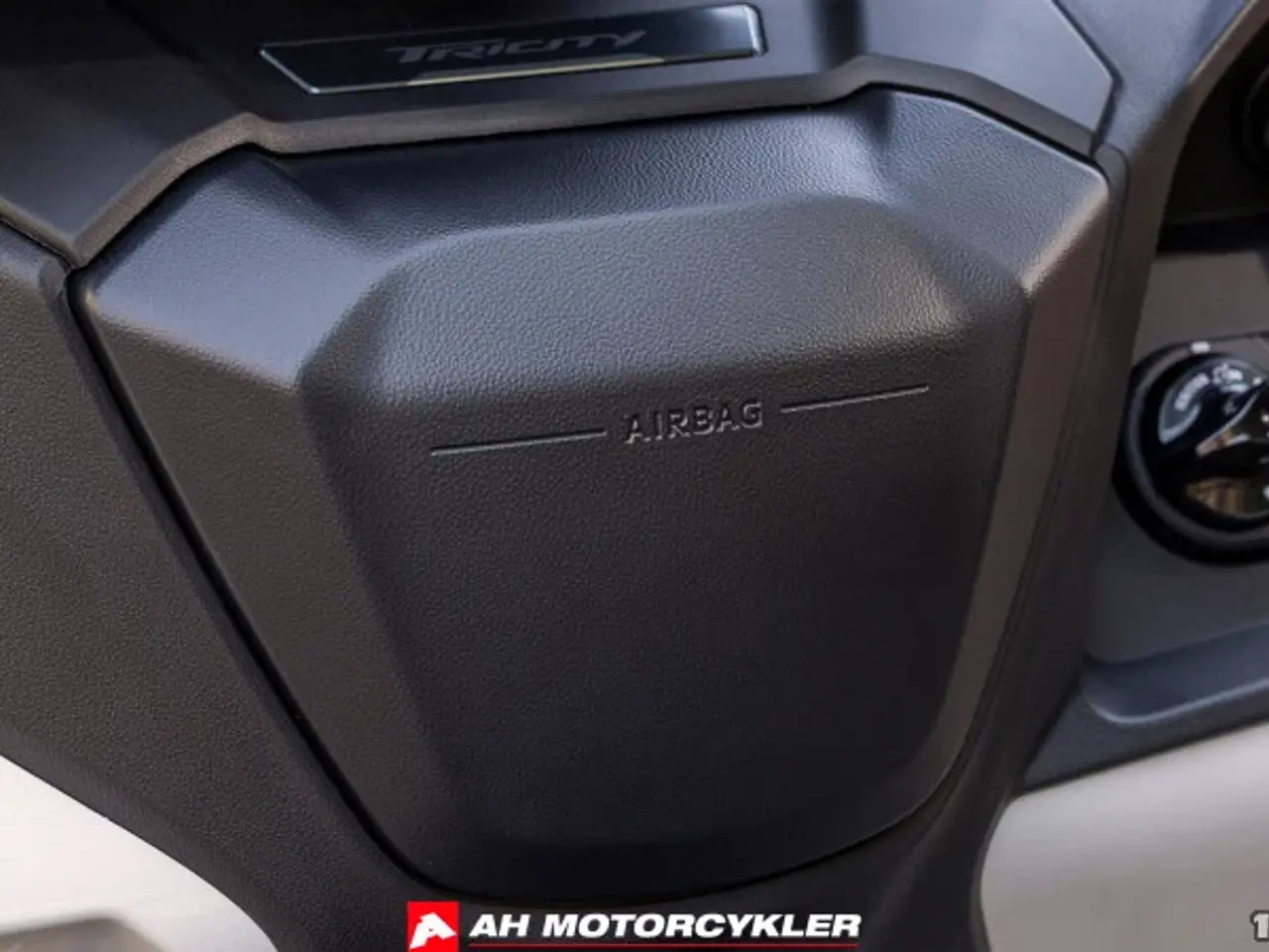 Billede 21 - Yamaha Tricity 300 Airbag Zen Green