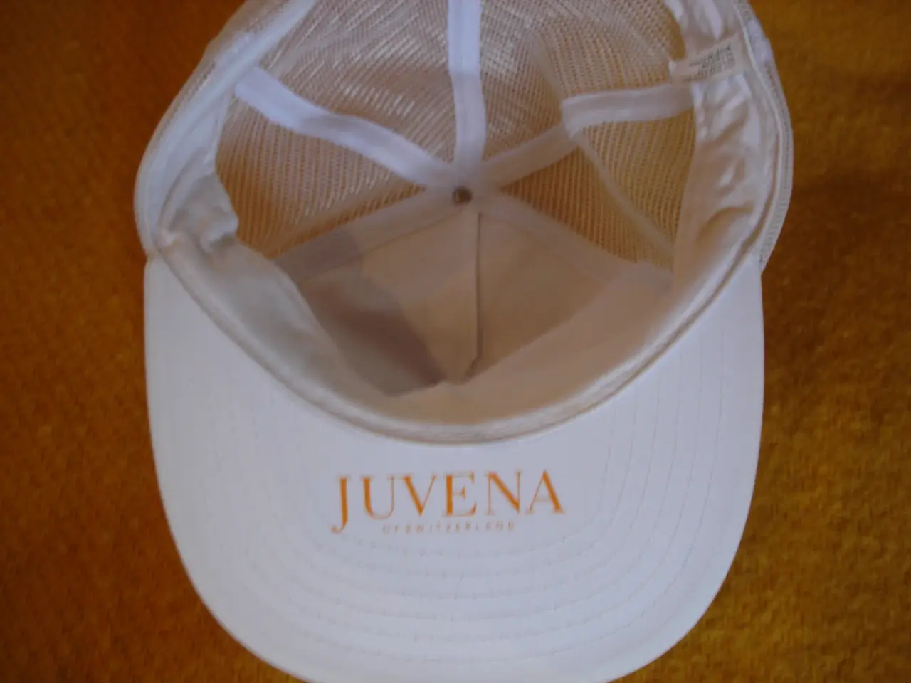 Billede 2 - Juvena  Cap