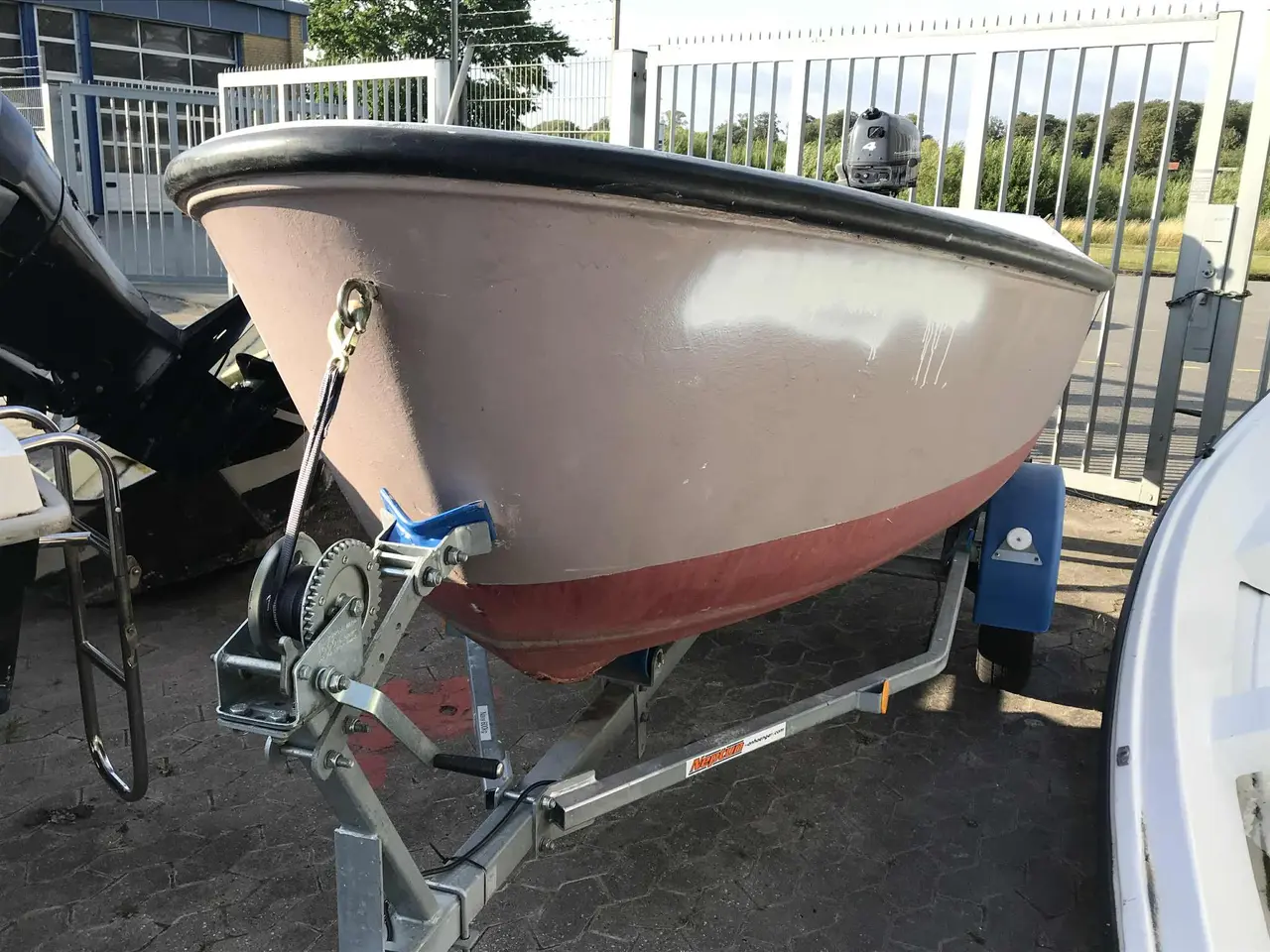 Billede 2 - Redningsjolle med motor og trailer