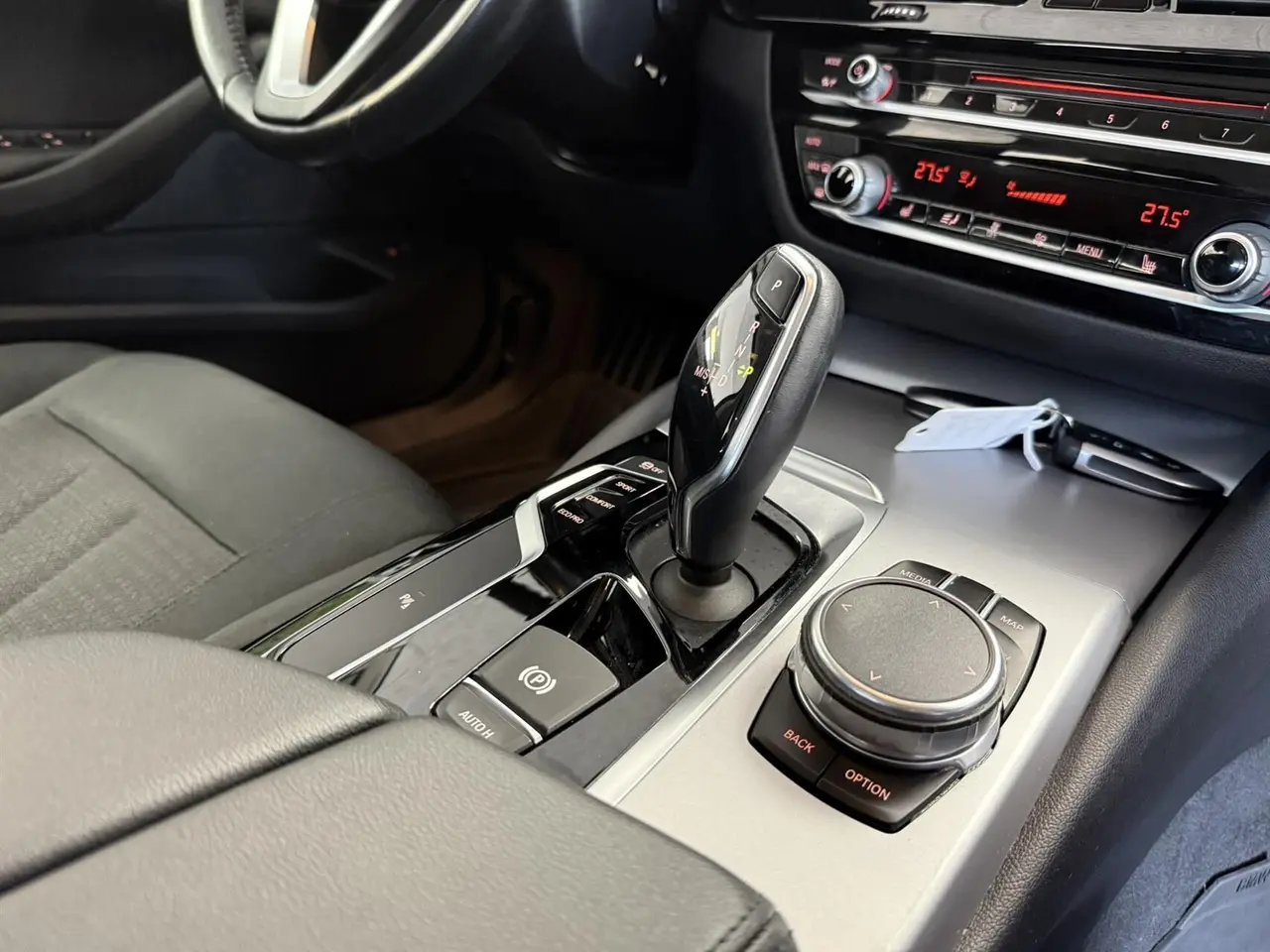 Billede 8 - BMW 530i Touring 2,0 Steptronic 252HK Stc 8g Aut.