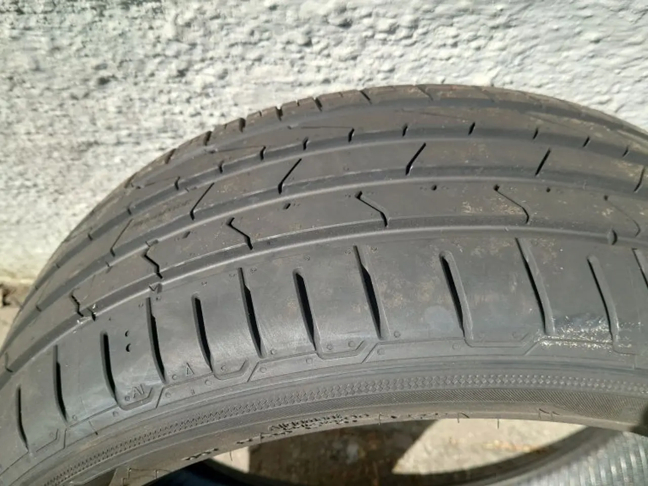 Billede 3 - Hankook sommerdæk 18"
