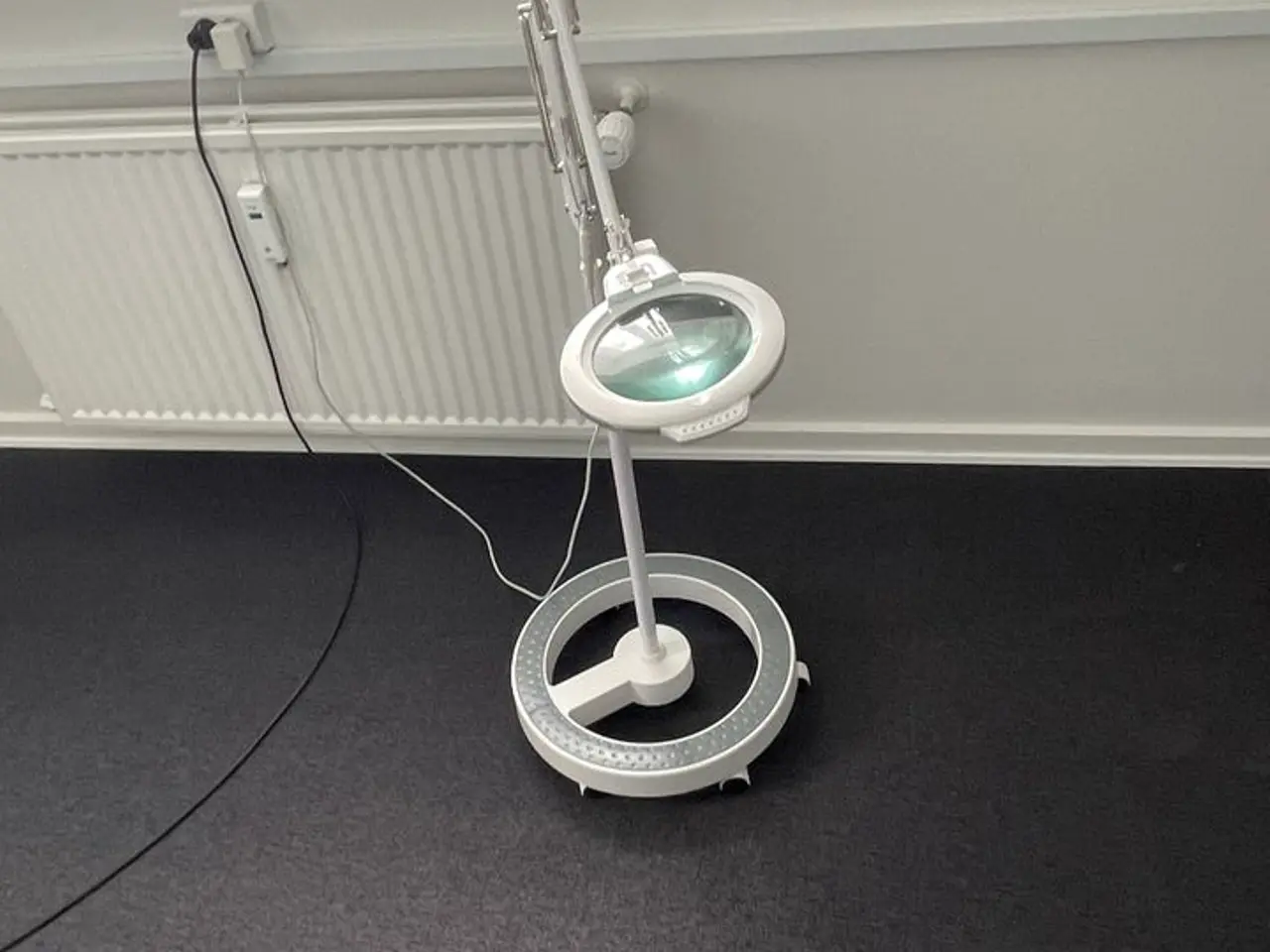 Billede 2 - LED Luplampe på stativ