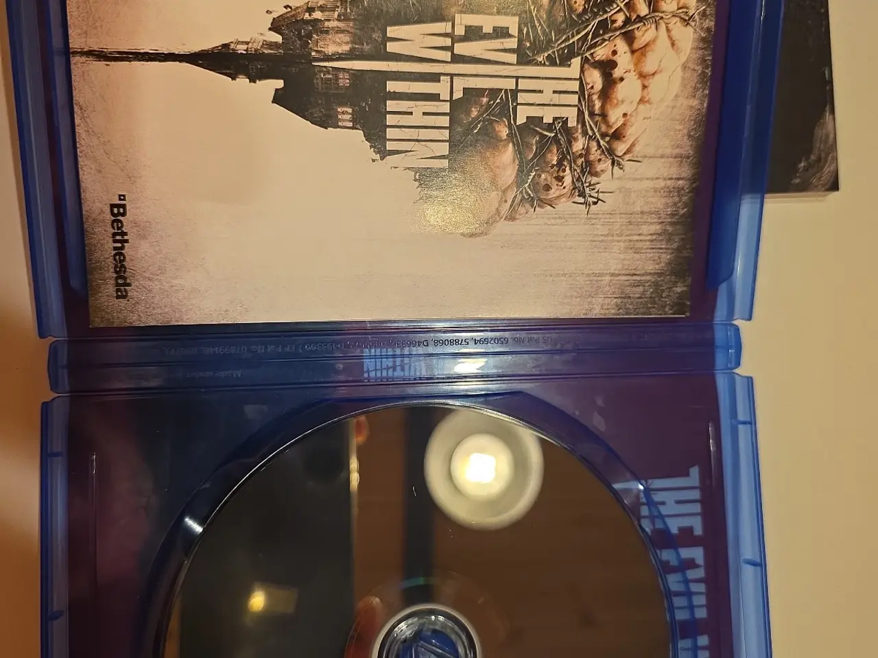 Billede 4 - The Evil Within Limited Edition box til ps4