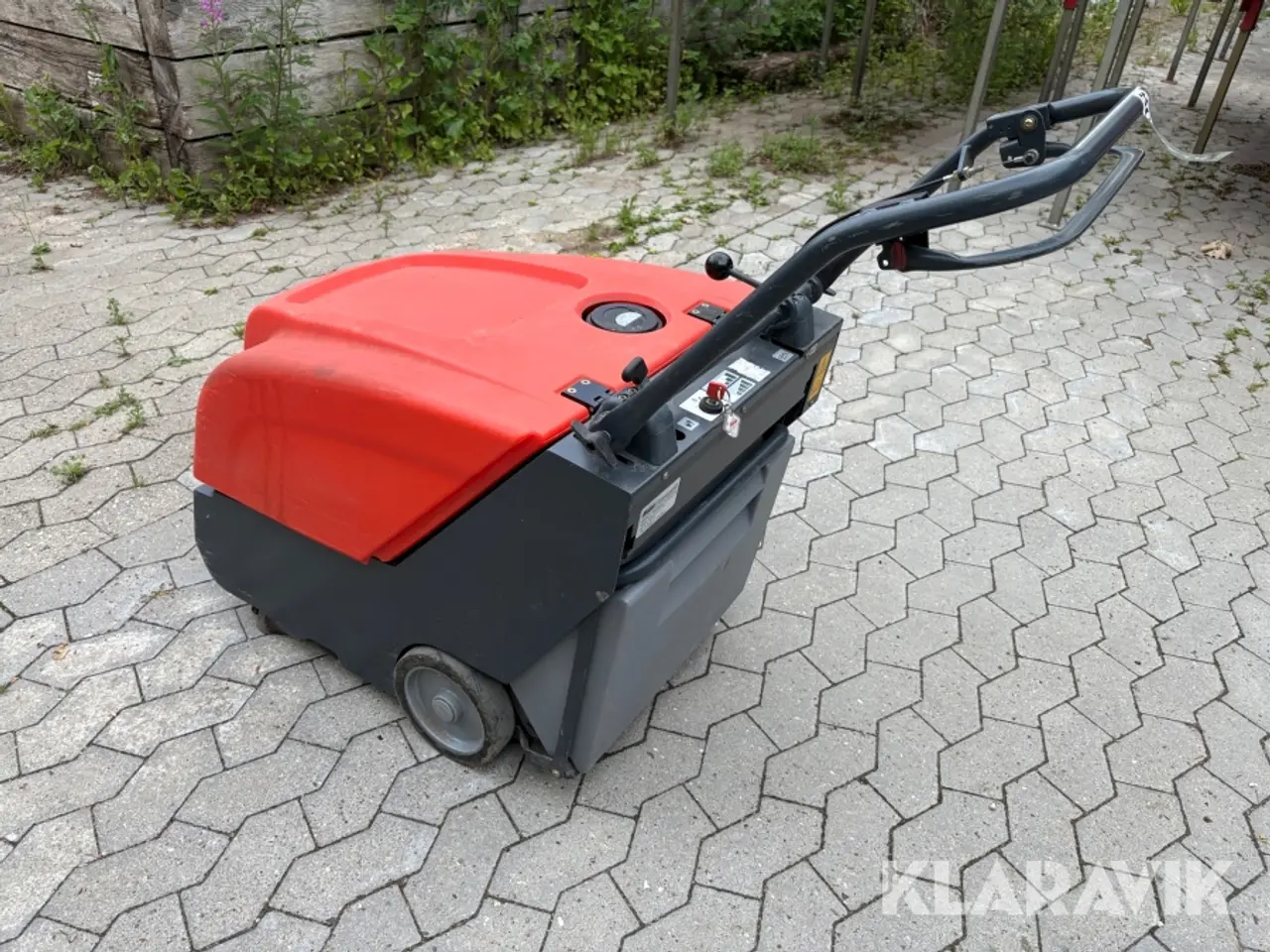 Billede 2 - Fejemaskine Hako Sweepmaster B650
