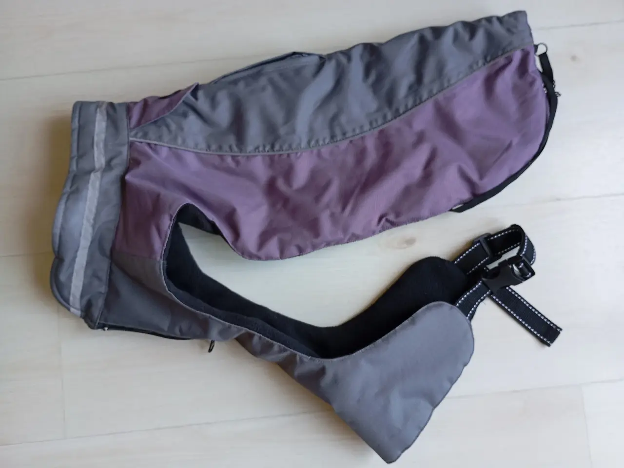 Billede 1 - Hundejakke vinter. M/L