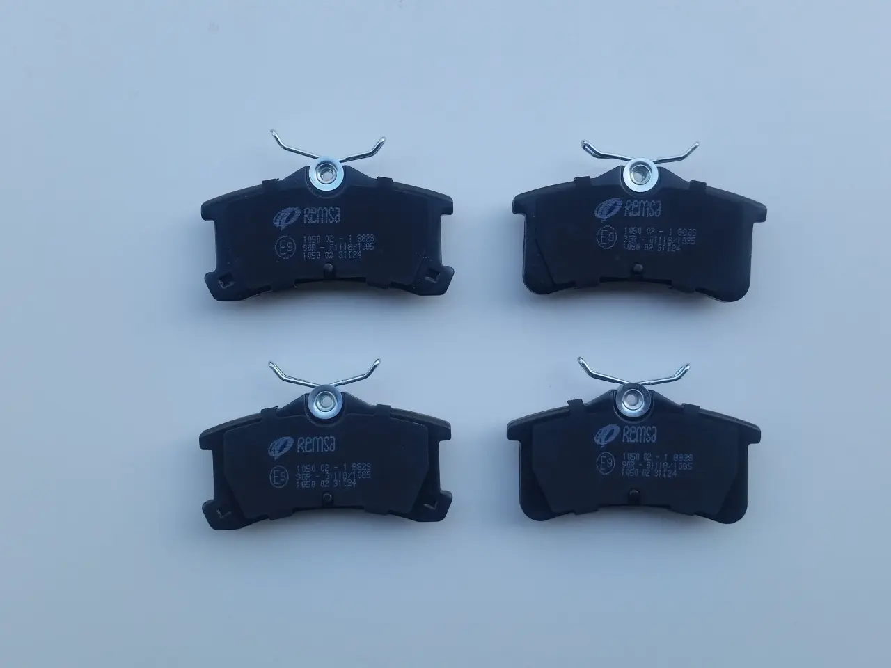 Billede 1 - Toyota Avensis T22+Corolla E110