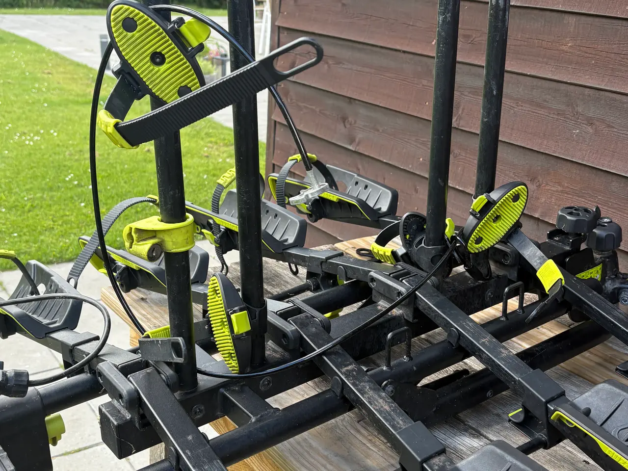Billede 12 - Fin Buzzrack Buzzwing 4 Cykelholder sælges
