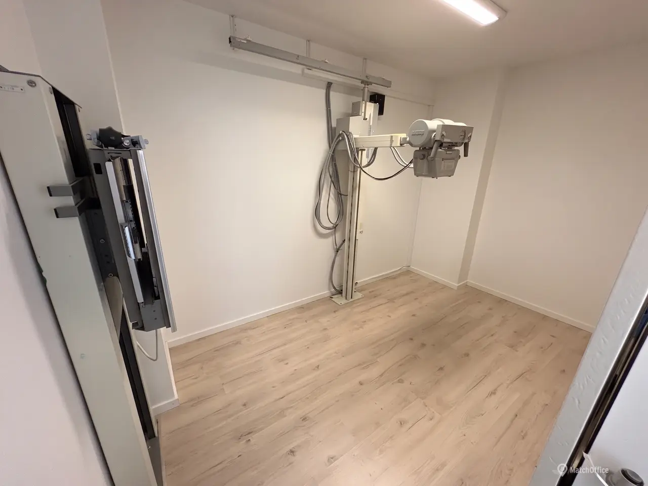 Billede 10 - Lys og velindrettet klinik på 179 m²