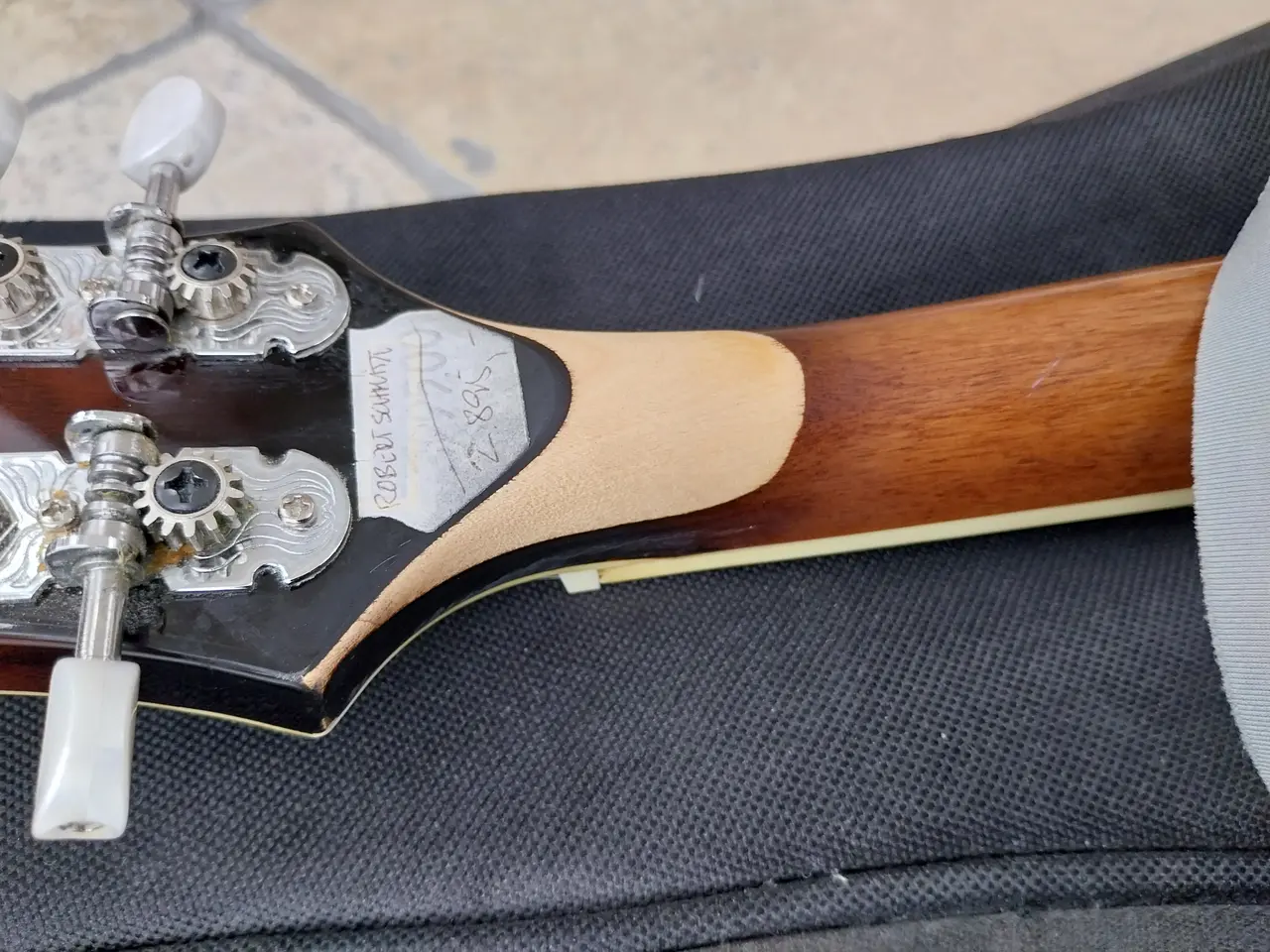 Billede 2 - Fender mandolin med indbygget pick-up.